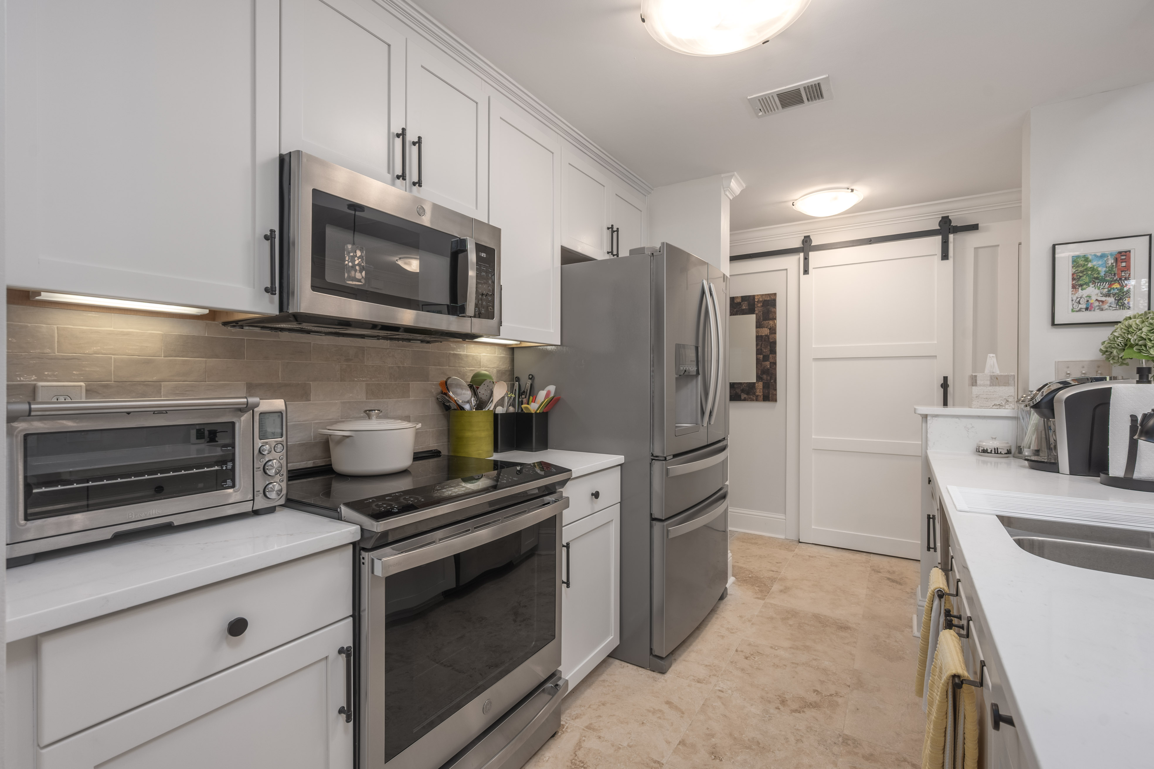 1070D Tailwater image 11